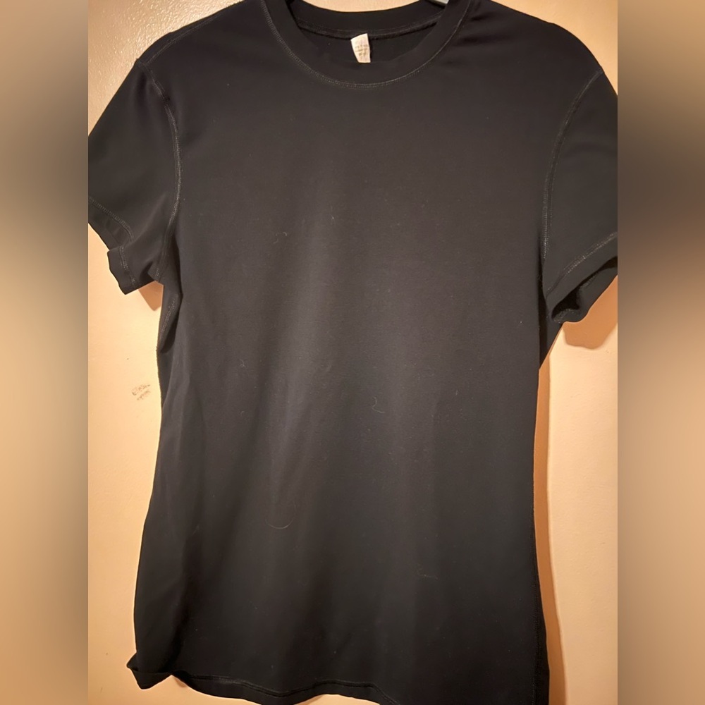Lululemon thick stretchy short sleeve black top 10 fitted - Picture 3 of 3